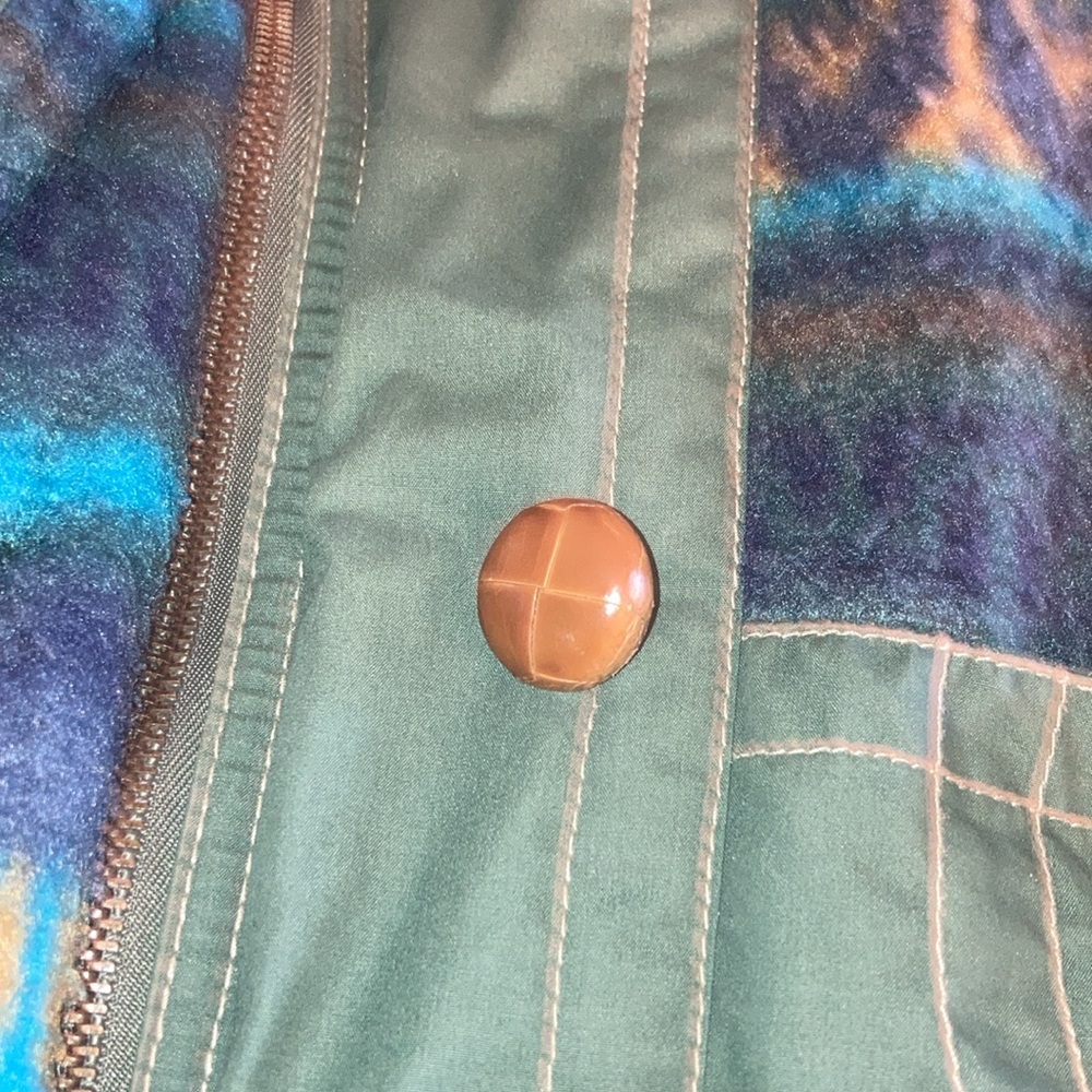 1980's Petite Sophisticate Southwestern Green Winter Parka/Coat Raccoon Fur - Picture 12 of 13